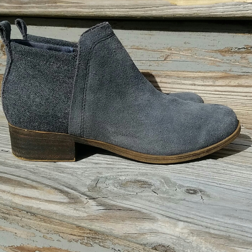 TOMS Deia Suede Ankle Booties in Forged Iron Grey